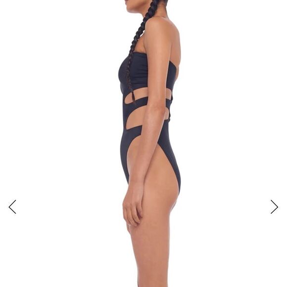 Norma Kamali One Piece Large - Picture 2 of 9